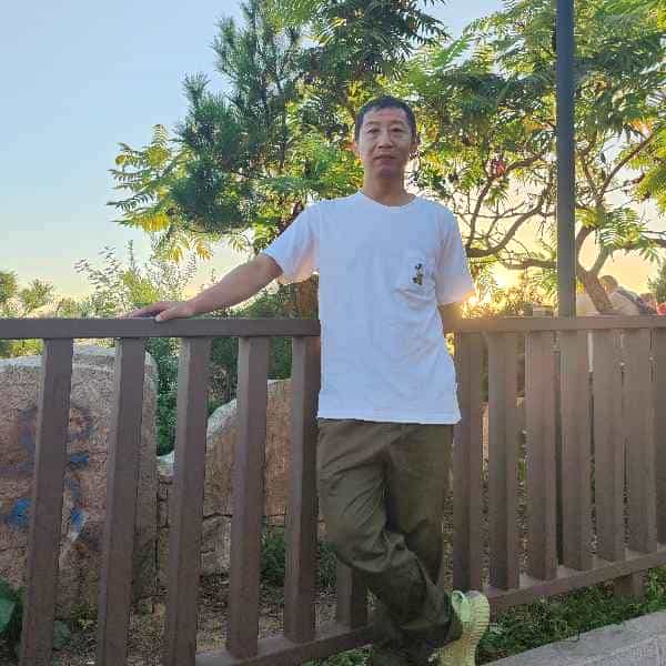 47岁岁辽宁单身帅哥 - 蚌埠吉缘网