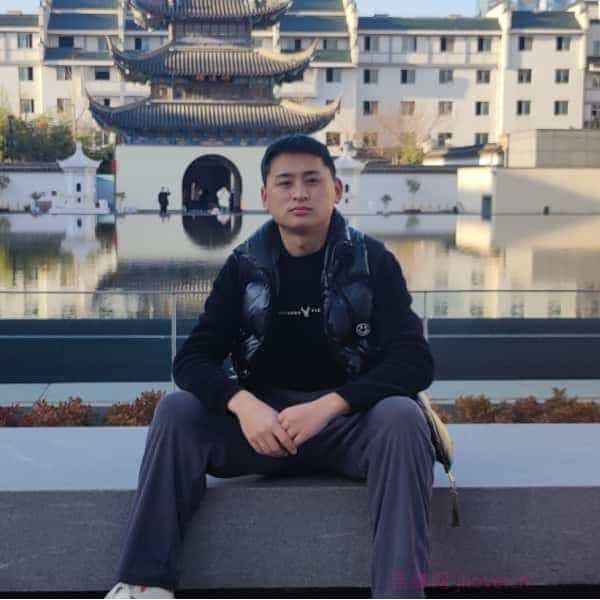 31岁岁湖北单身帅哥 - 蚌埠吉缘网